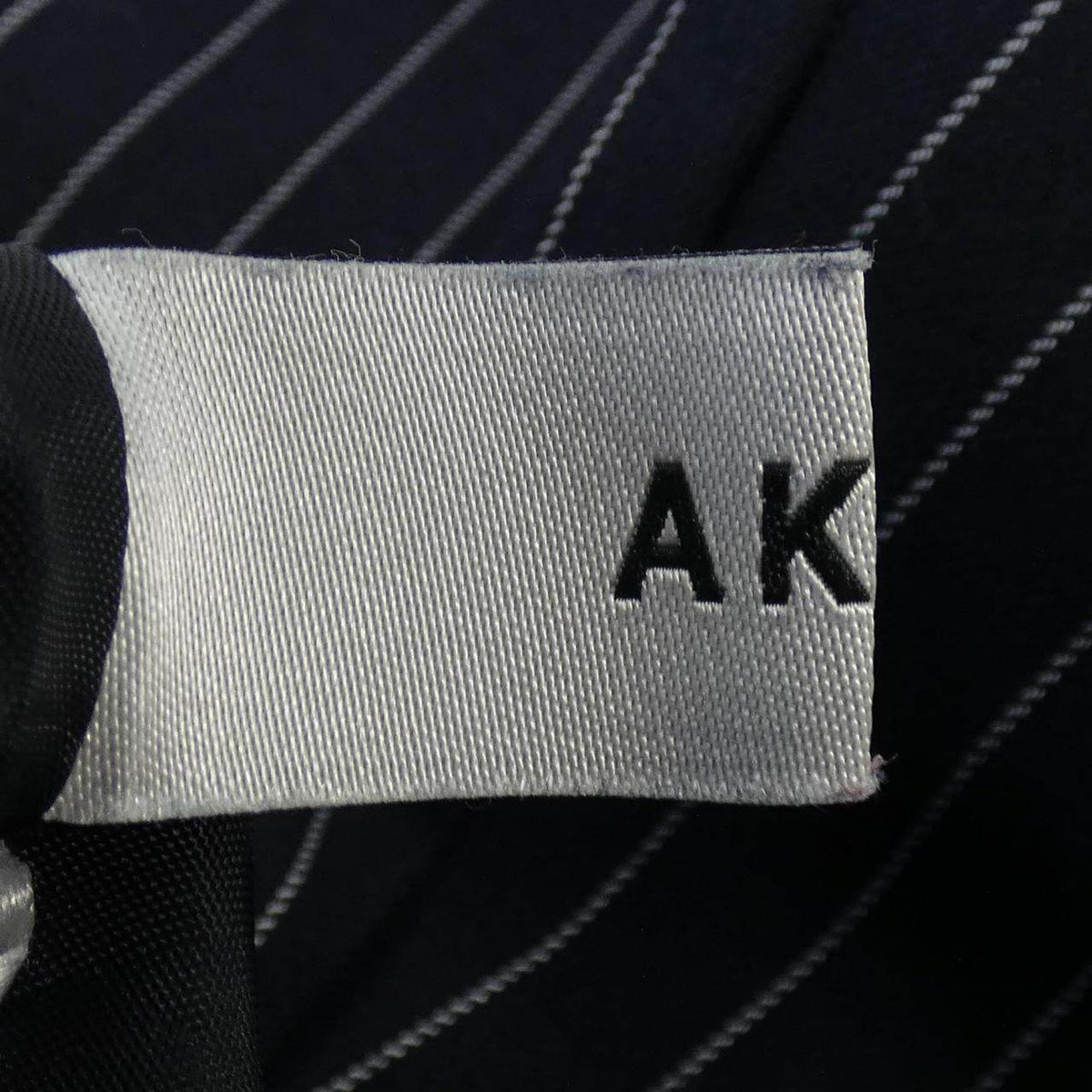 AKTE パンツ