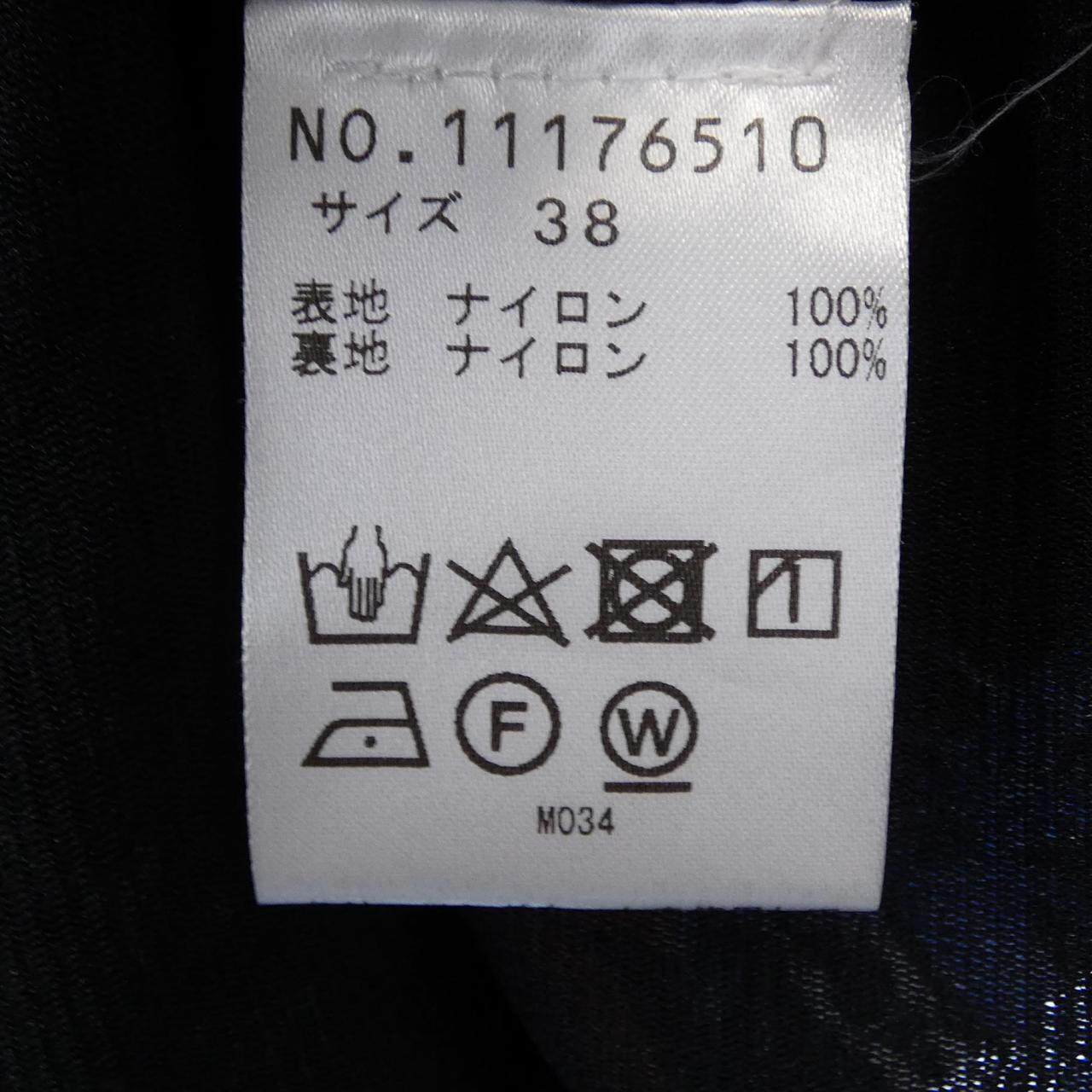 ヴィヴィアンタム トップス
