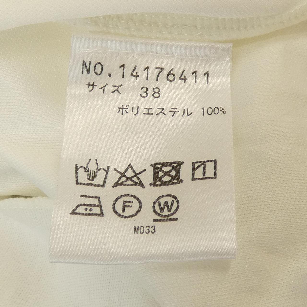 ヴィヴィアンタム トップス
