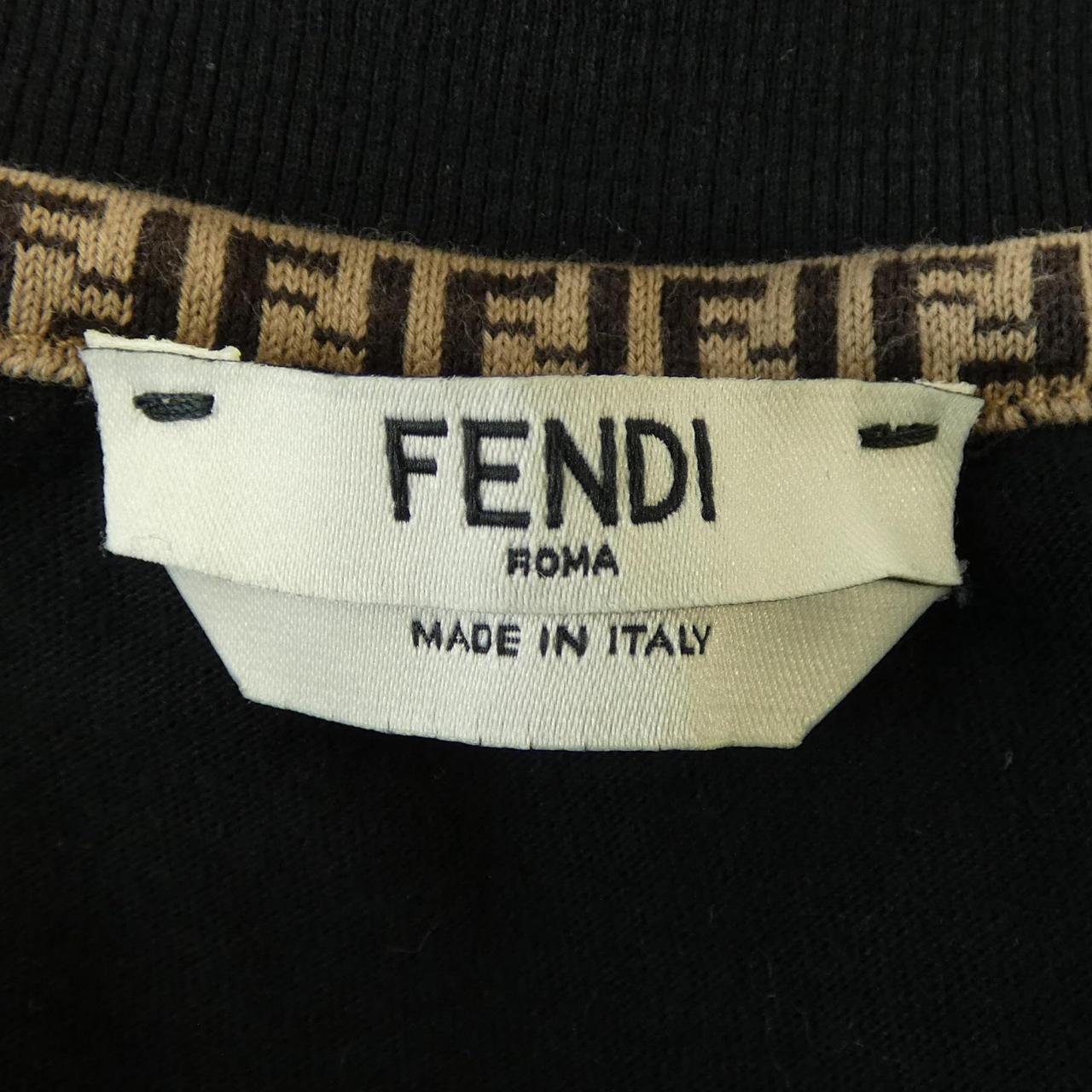 フェンディ Tシャツ