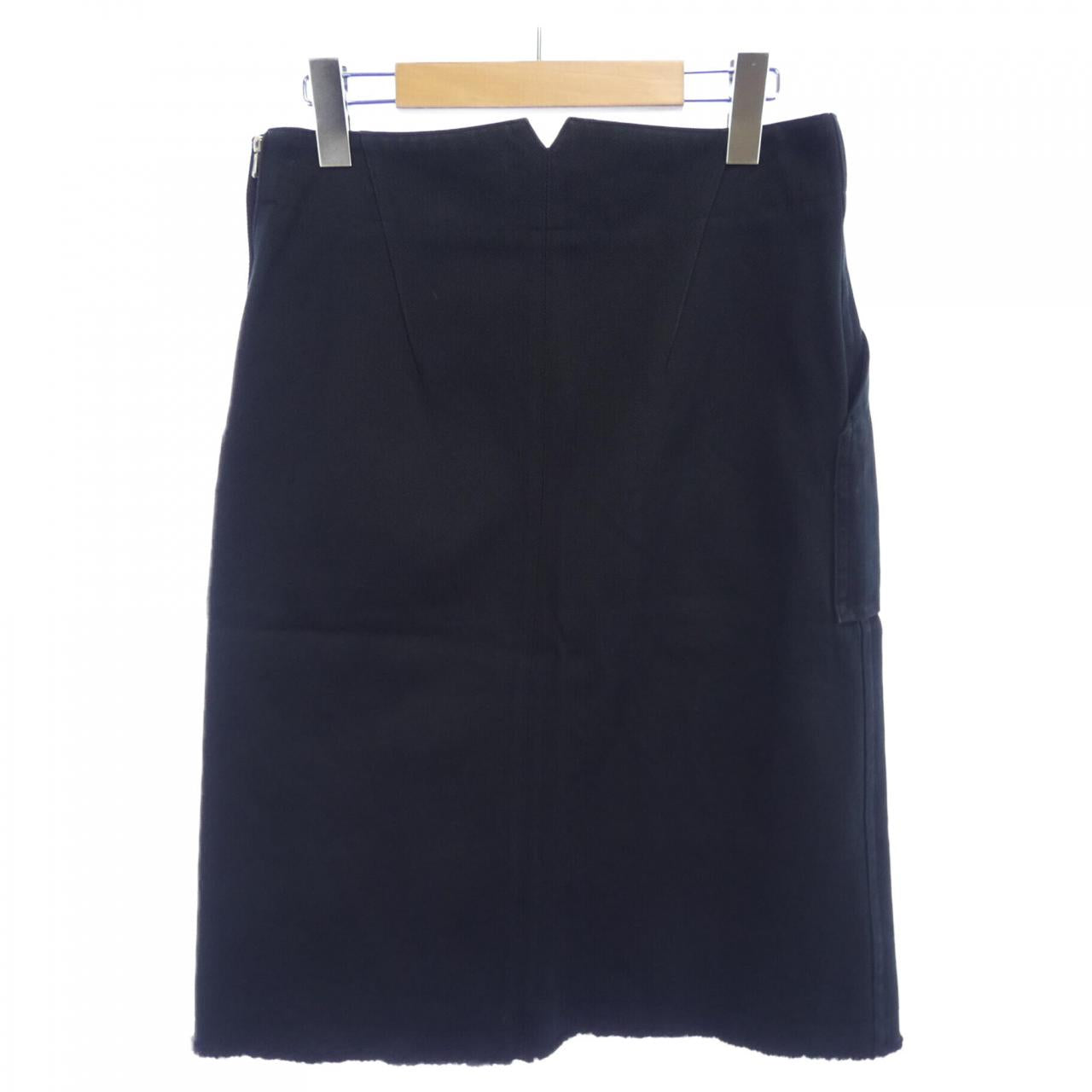 ドゥロワー スカート
