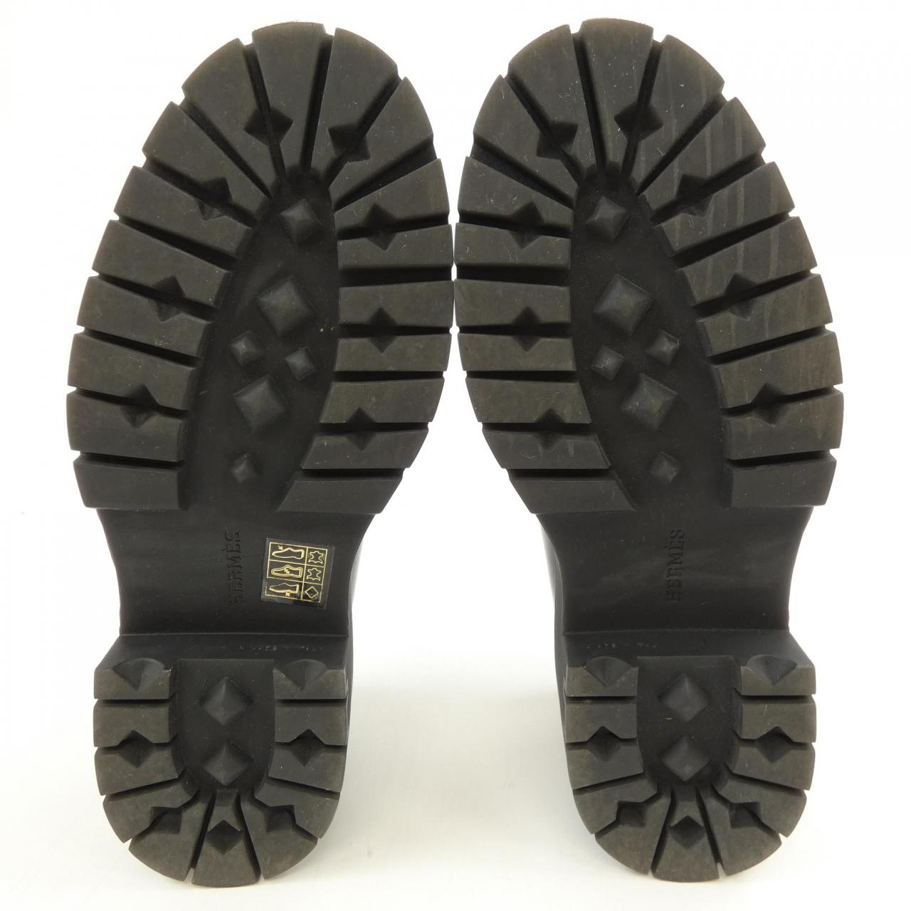 エルメス レザー厚底パンプス