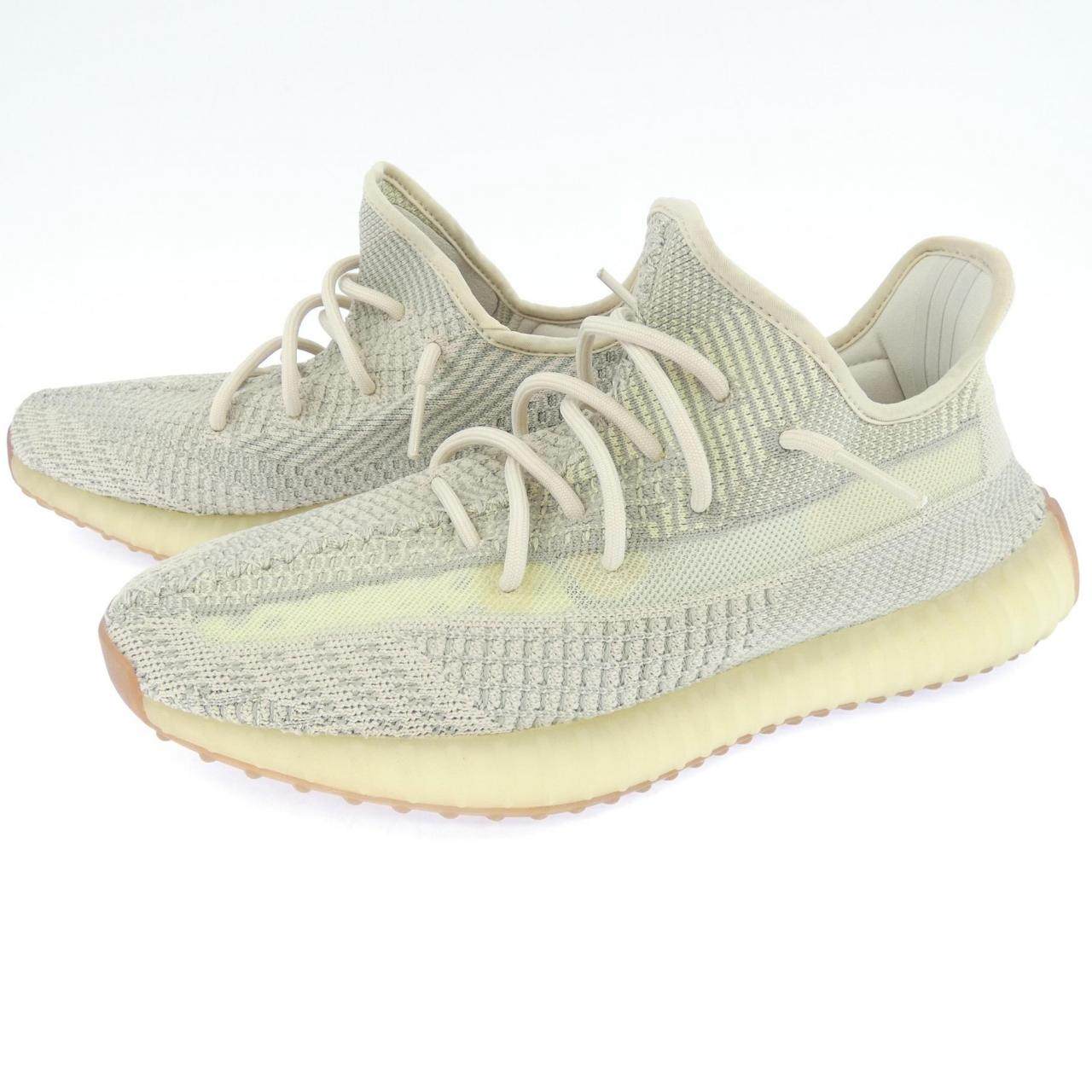 アディダス YEEZY350 スニーカー