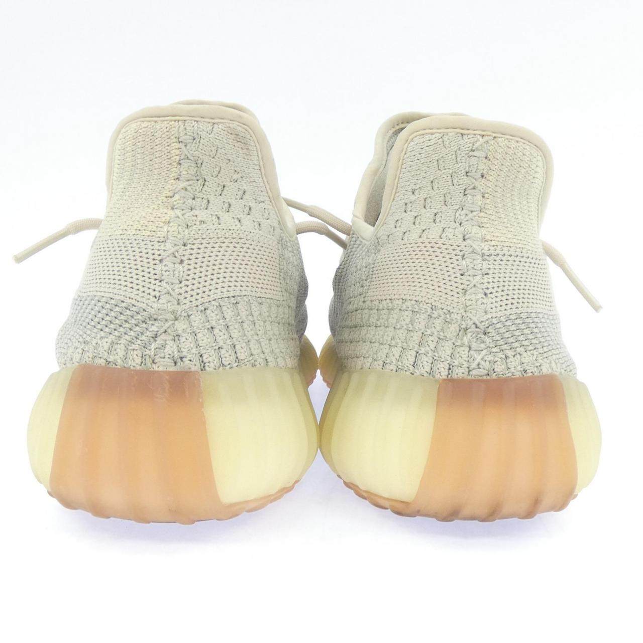アディダス YEEZY350 スニーカー