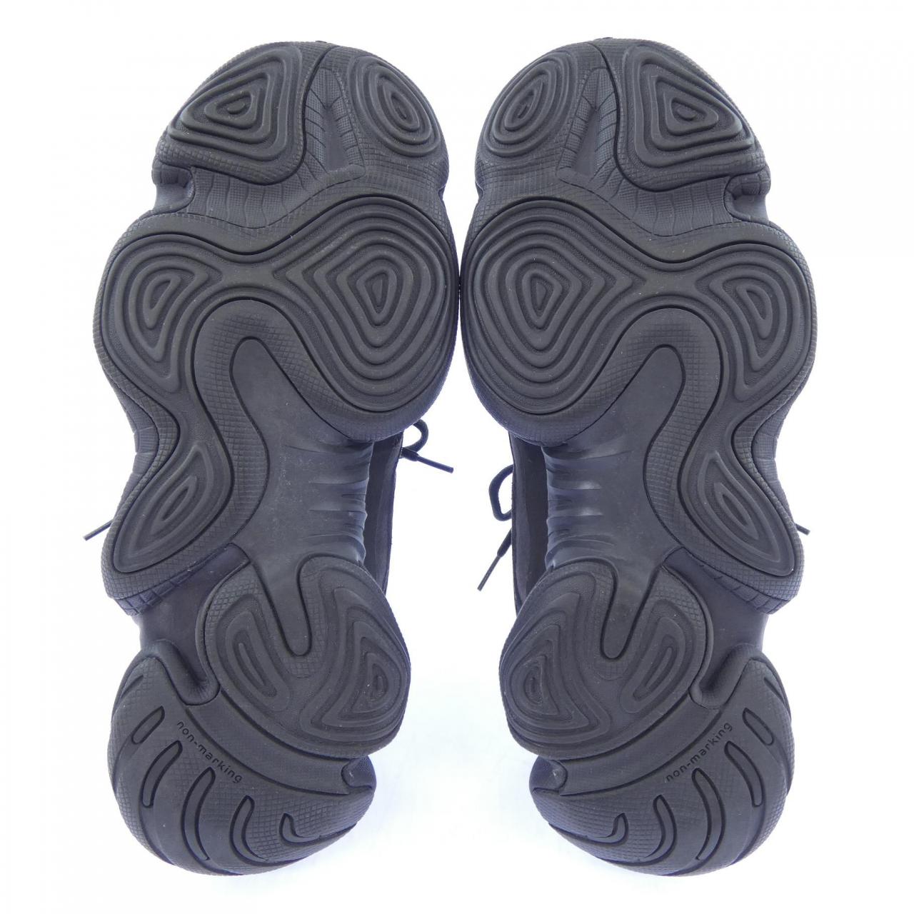 アディダス YEEZY500 スニーカー