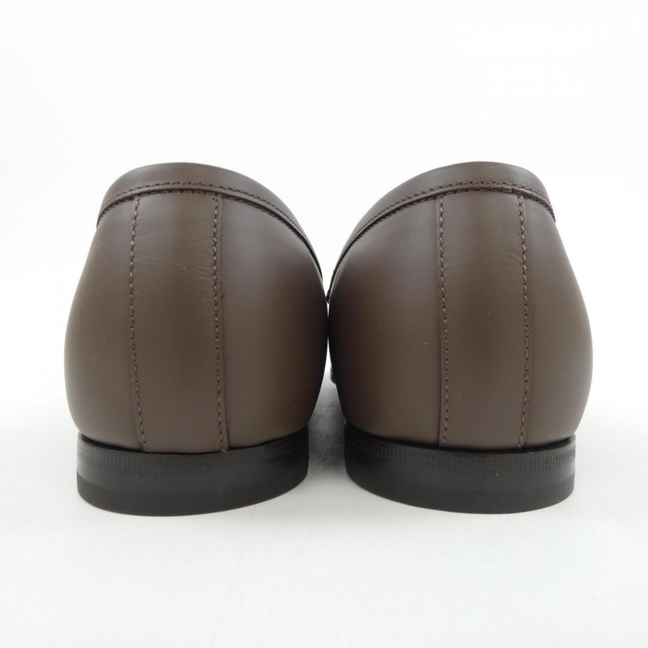 グッチ レザー シューズ