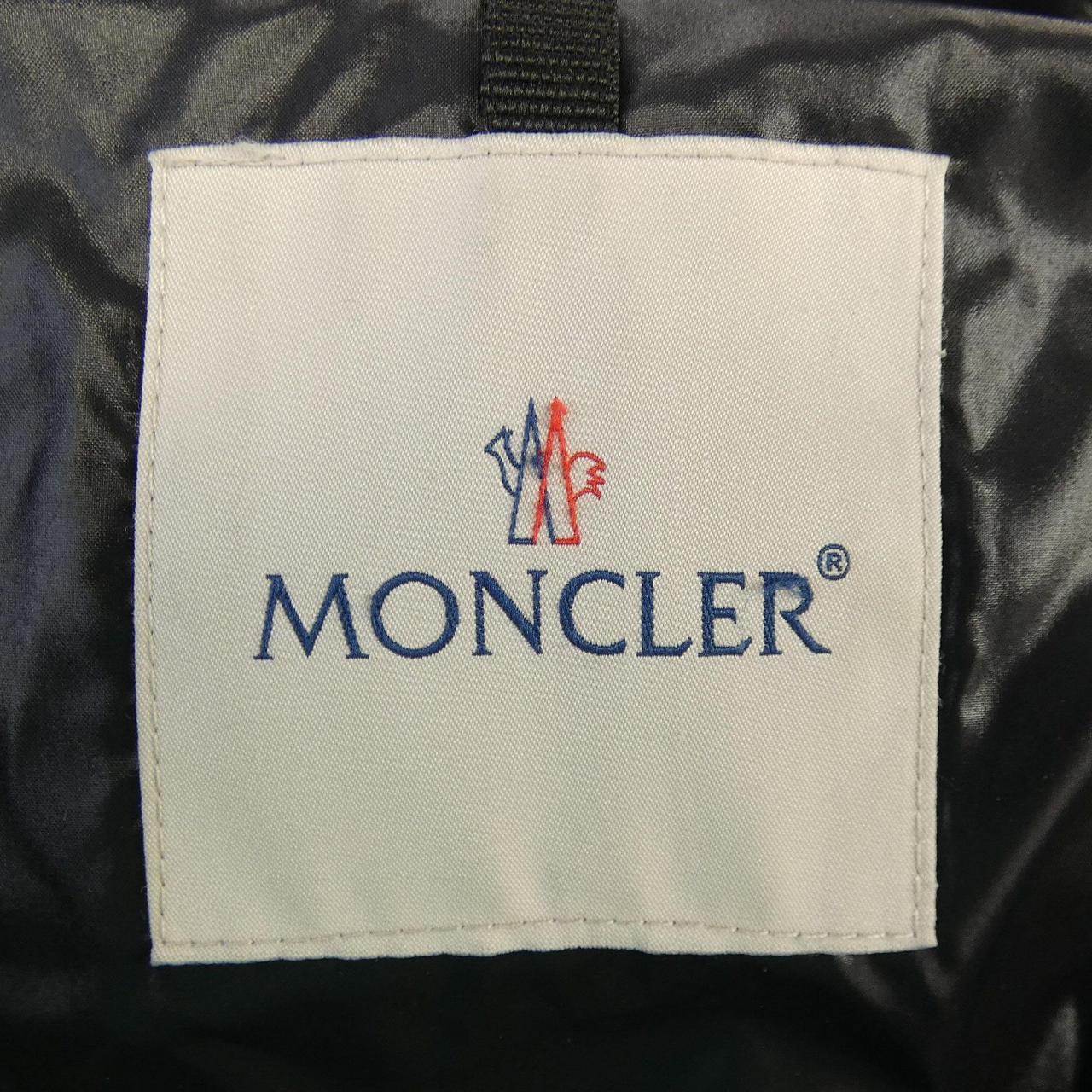 モンクレール MONTCLA ダウンジャケット