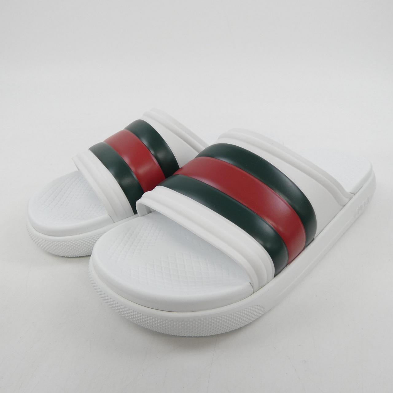 グッチ レザーサンダル