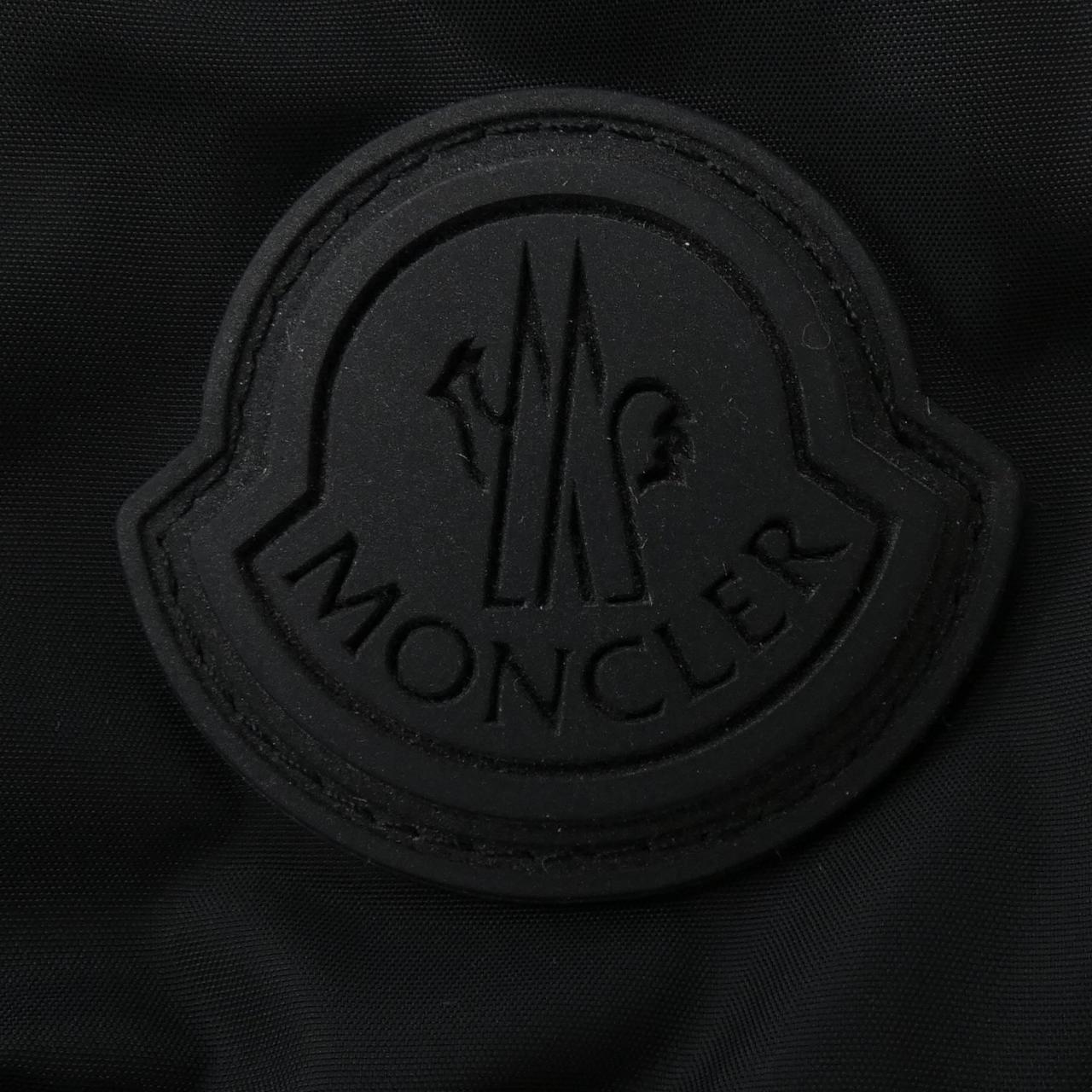 モンクレール MONTCLA ダウンジャケット