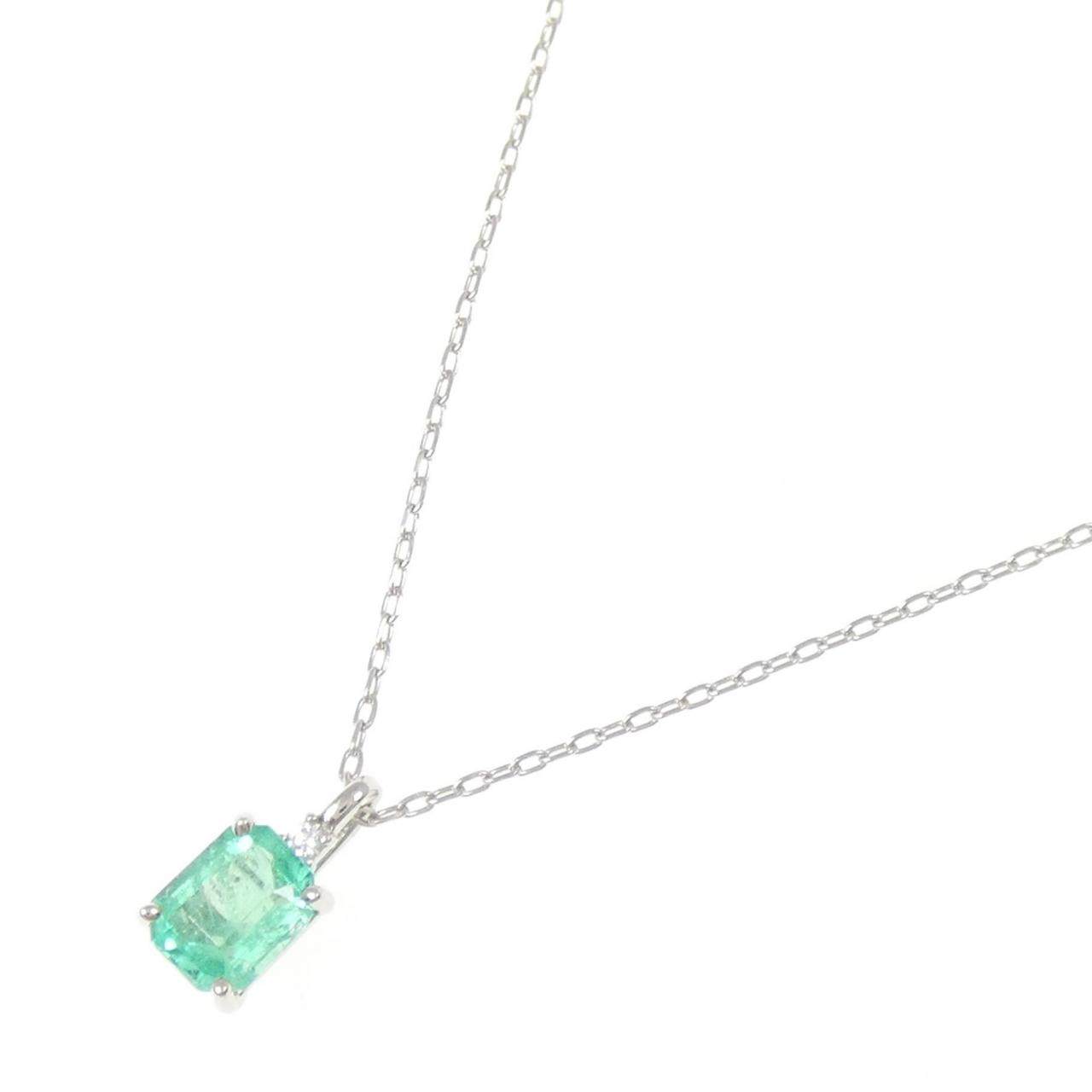 ジーエスティービー プラチナ950 エメラルド ネックレス