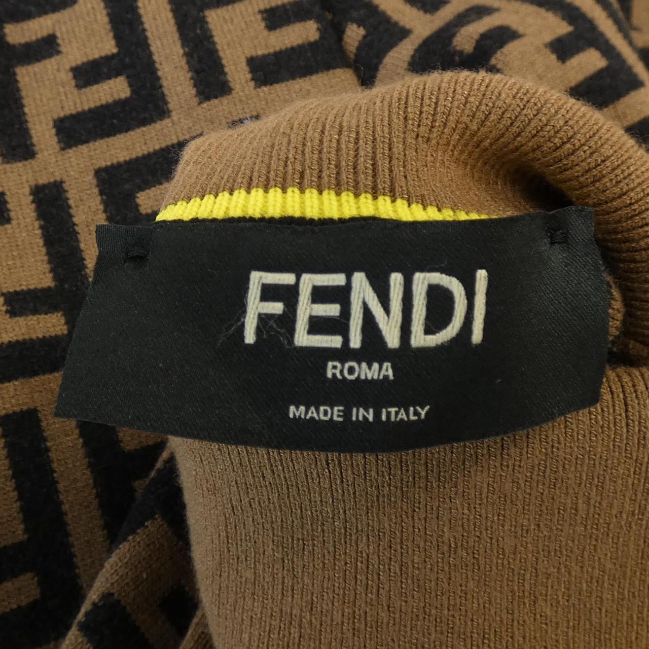 フェンディ 公式商品名 トップス