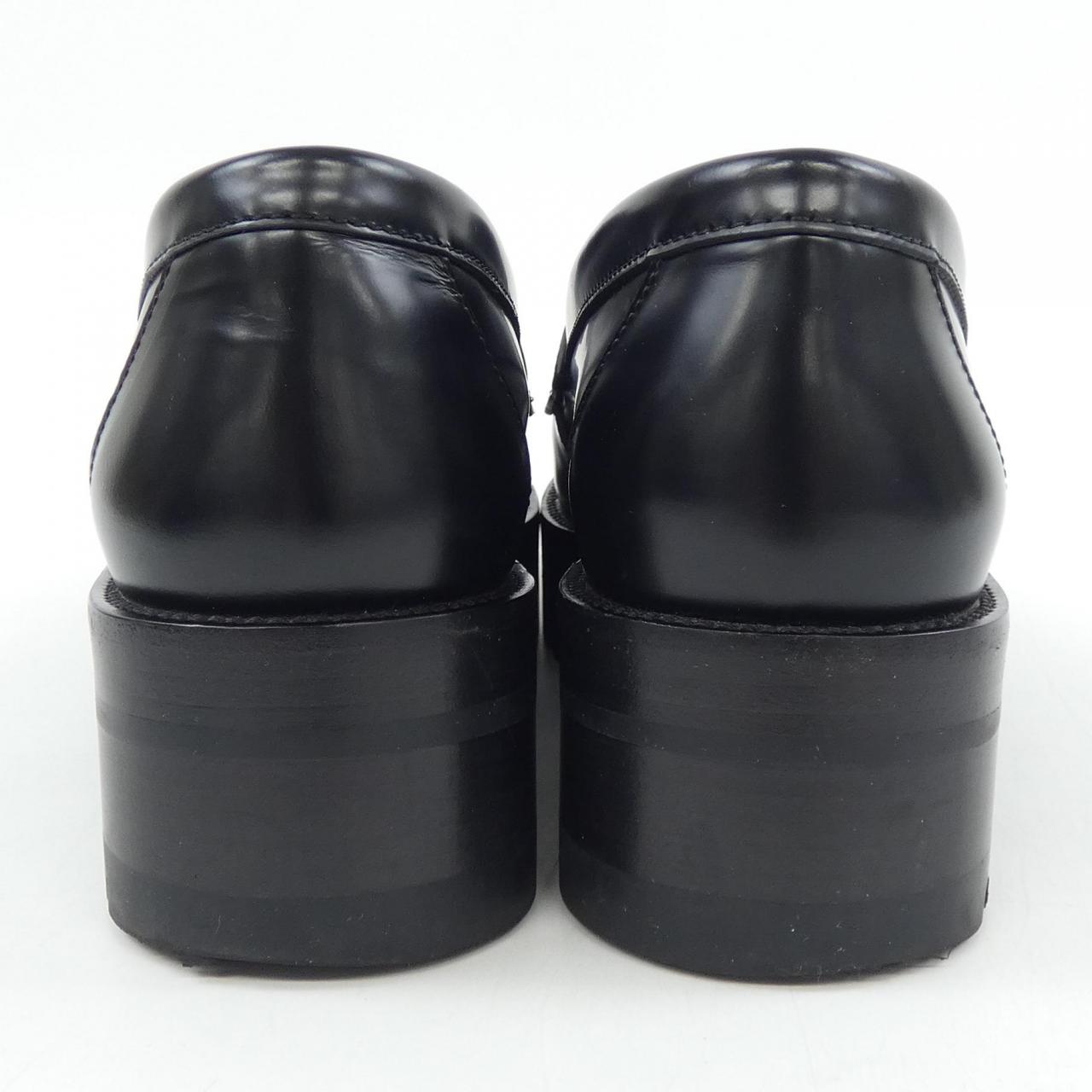 シャネル LOAFERS カーフスキン ローファー