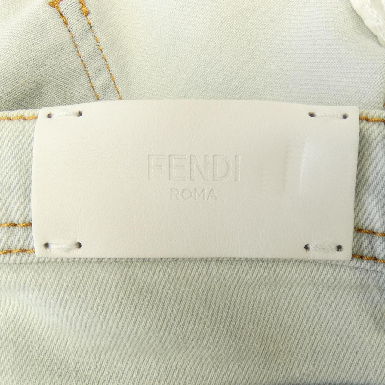 フェンディ ジーンズ