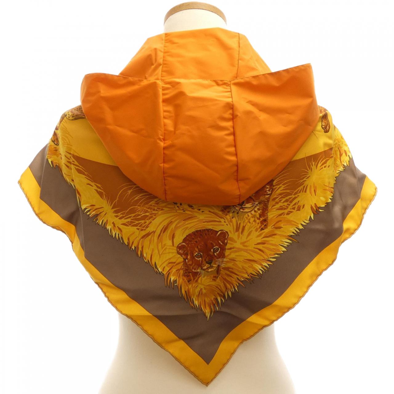 エルメス CAPUCHE IMPERMEABLE ET POCHETTE シルクショール