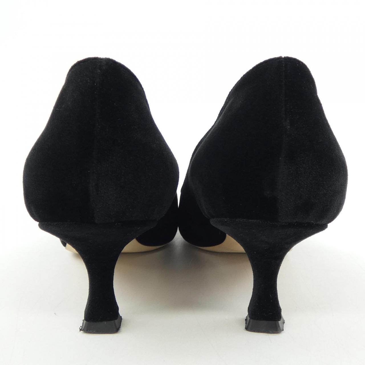マノロブラニク MAYSALEPUMP50 ベルベットパンプス