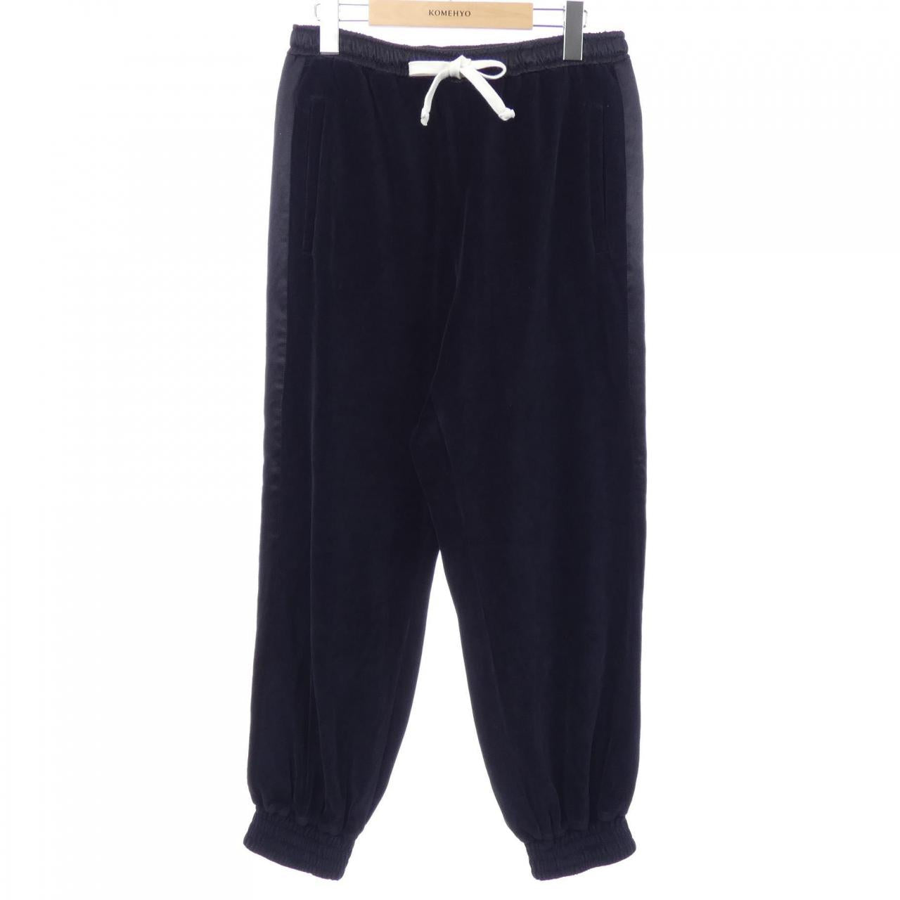 グッチ パンツ