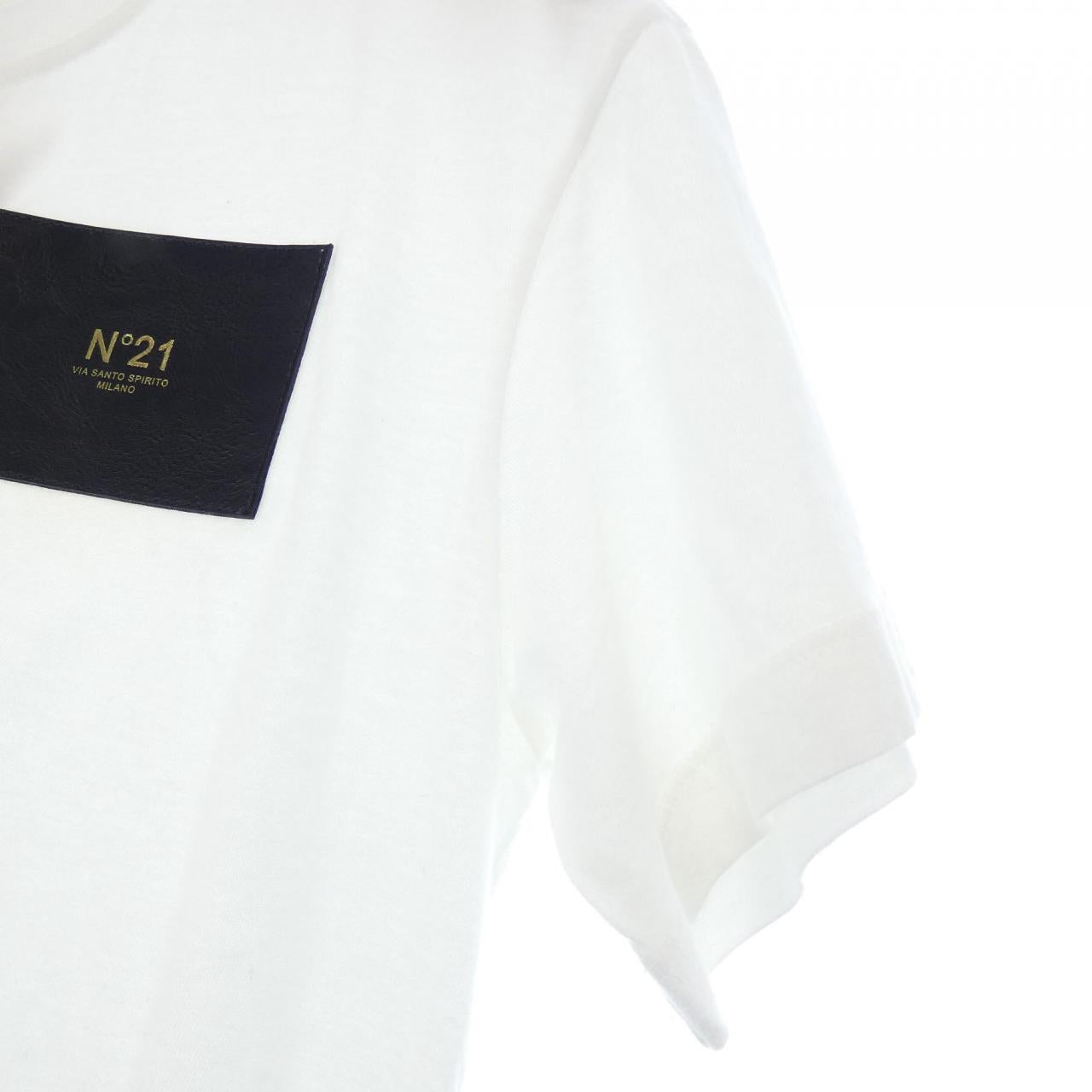 ヌメロヴェントゥーノ Tシャツ