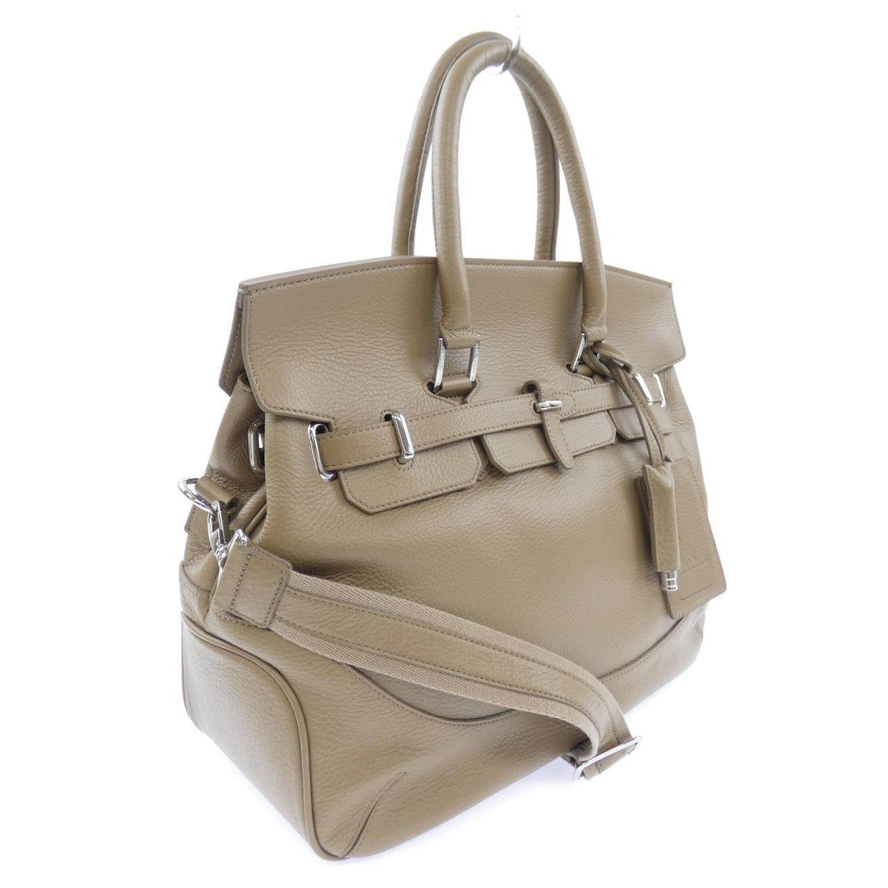 ペッレモルビダ レザーバッグ