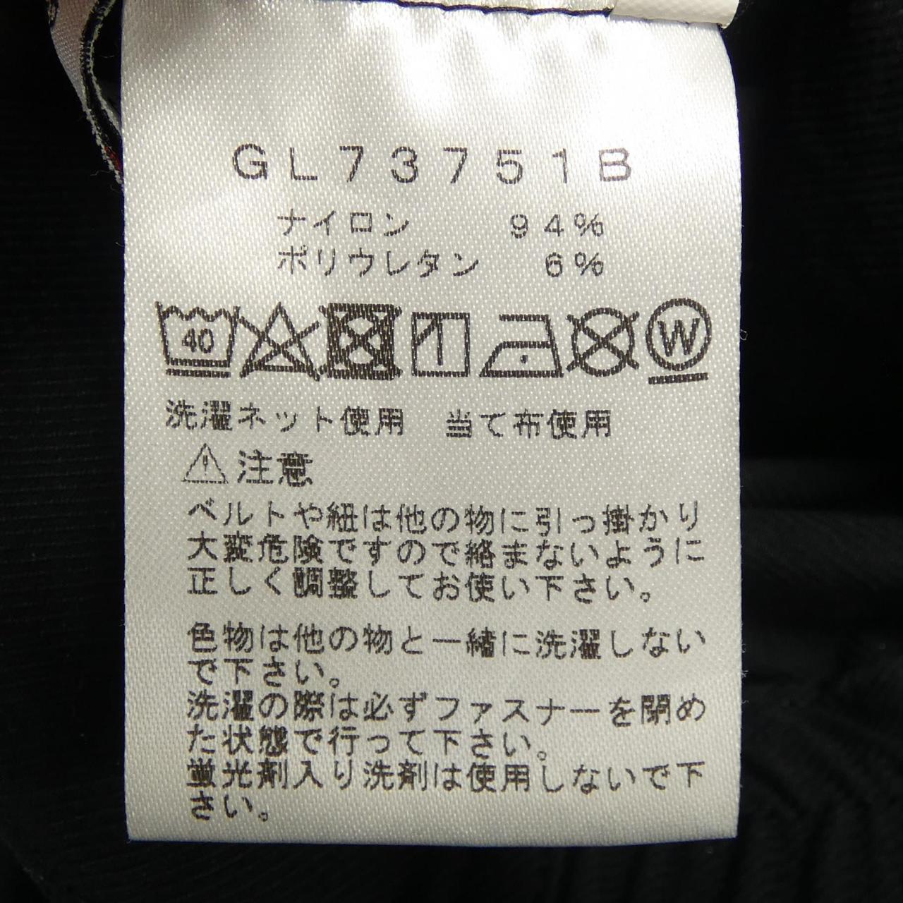 ゴールドウイン パンツ
