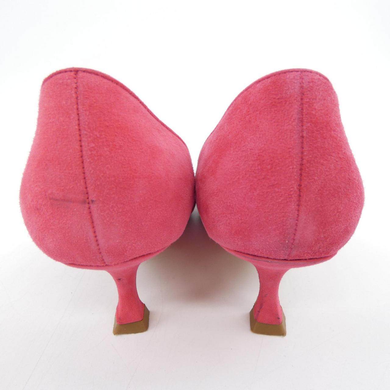 マノロブラニク MAYSALEPUMP 50 スエードパンプス