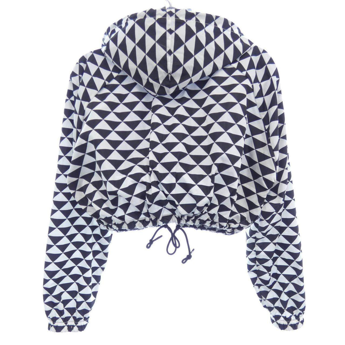 プラダ トライアングルロゴ RE-NYLON ブルゾン