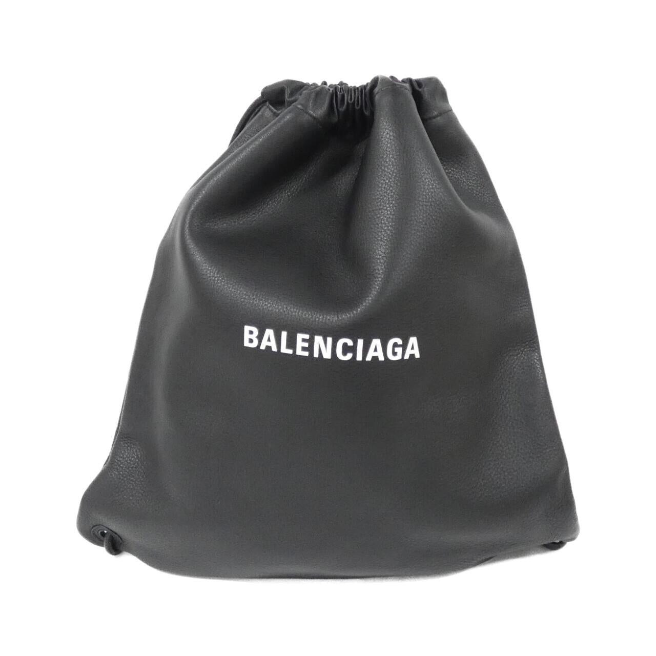 バレンシアガ EVERYDAY DRAWSTRING BACKPACK レザー リュックサック
