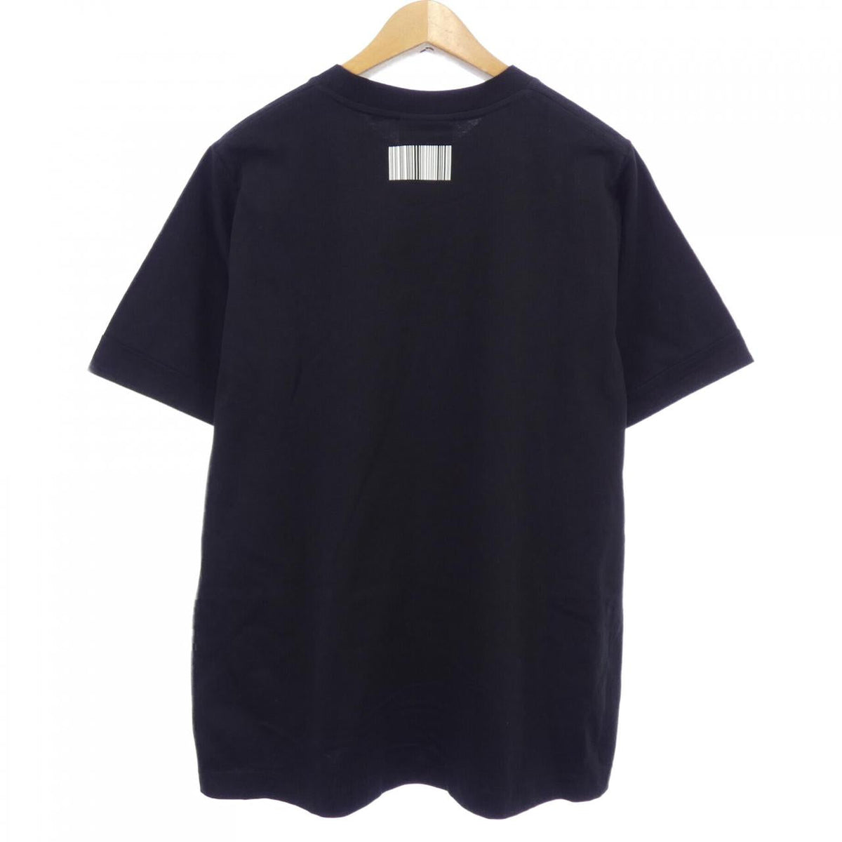 ブイティーエムエヌティーエス Tシャツ