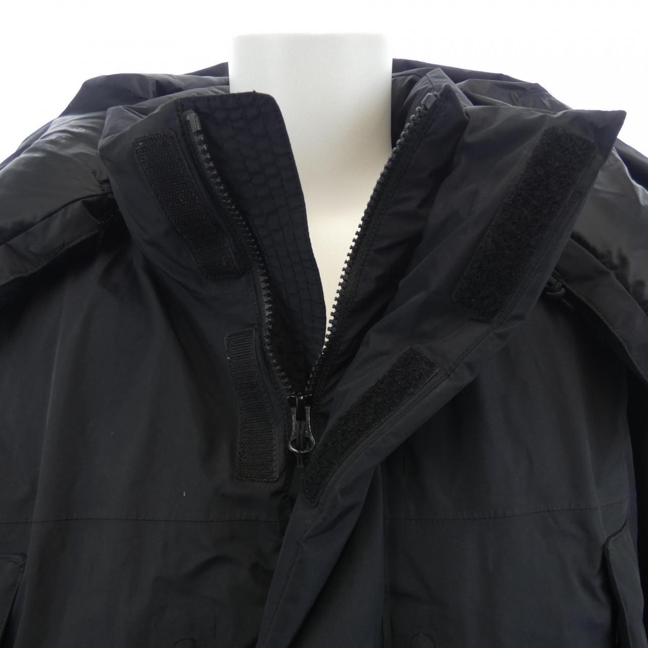 シュプリーム GORE-TEX ダウンジャケット