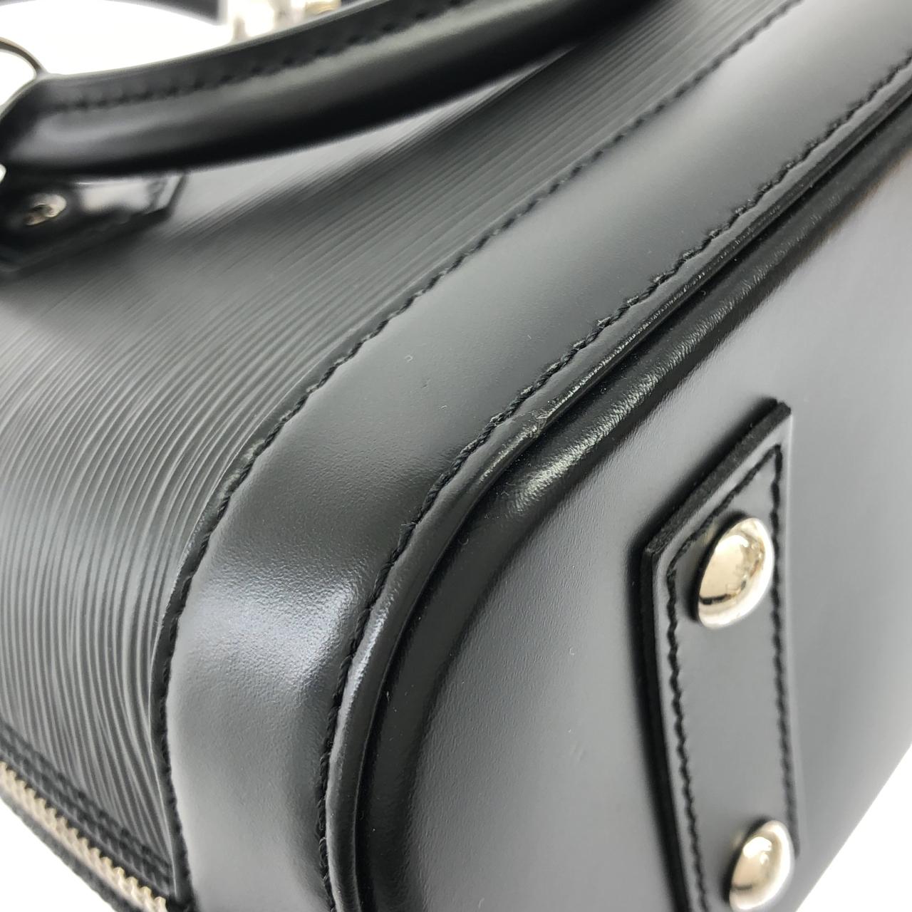 ルイヴィトン アルマBB エピ ハンドバッグ