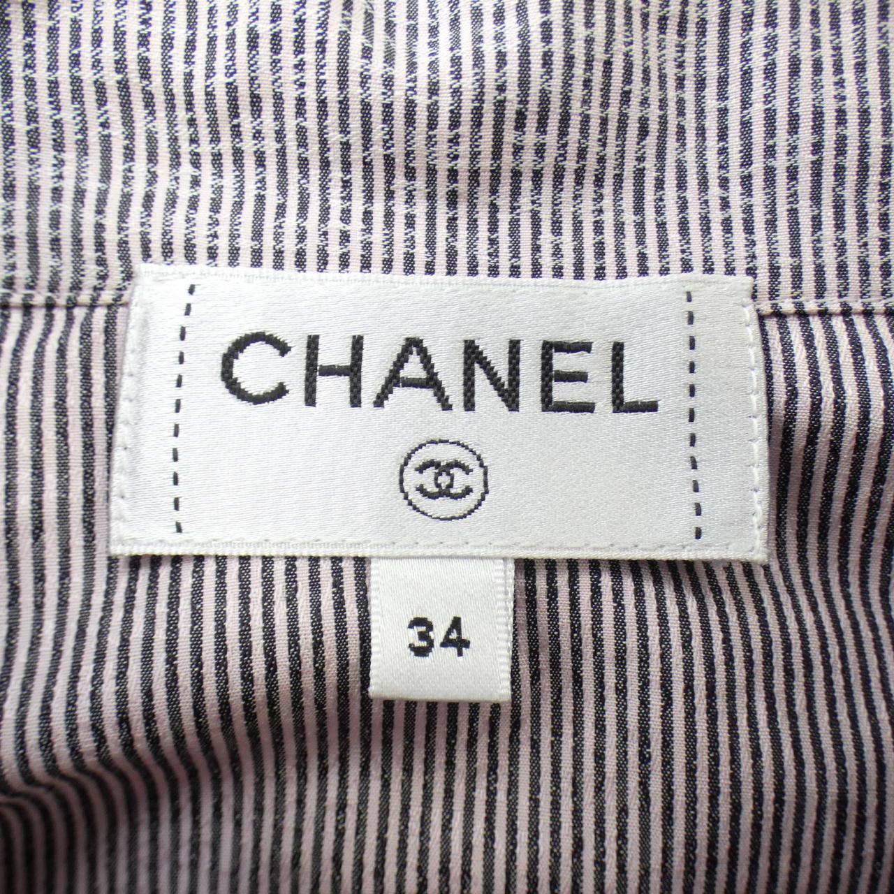 シャネル LOOK16 シルクシャツ