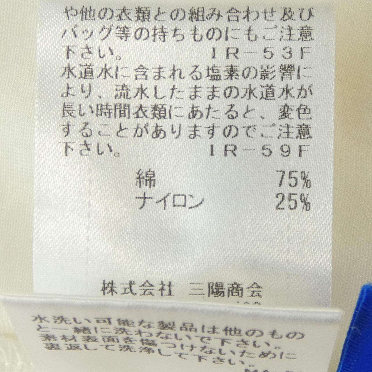 ブルーレーベルクレストブリッジ トップス
