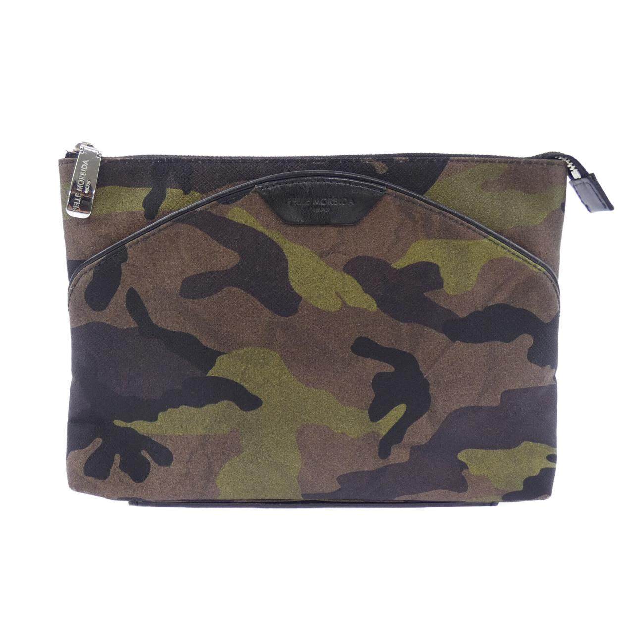 ペッレモルビダ レザーバッグ