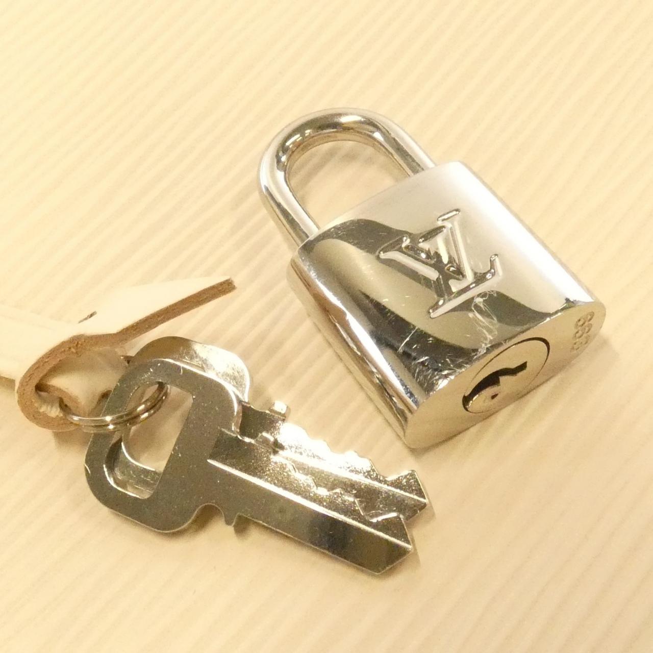 ルイヴィトン アルマBB エピ ハンドバッグ