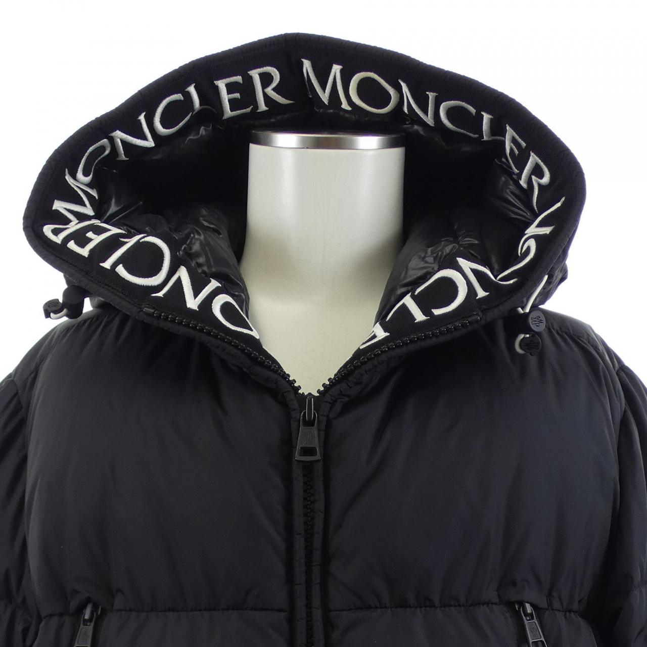 モンクレール MONTCLA ダウンジャケット
