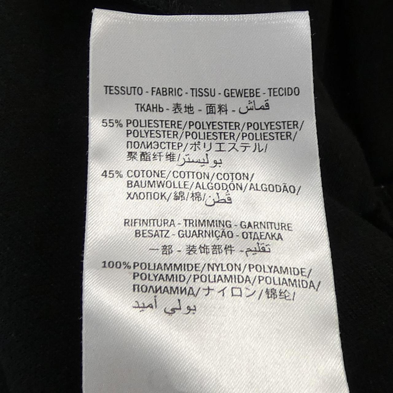 グッチ 502280-X9P76 ワンピース