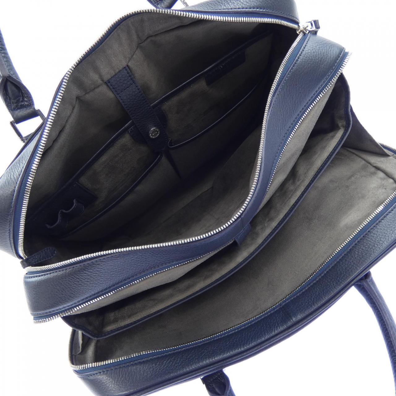ペッレモルビダ レザーバッグ