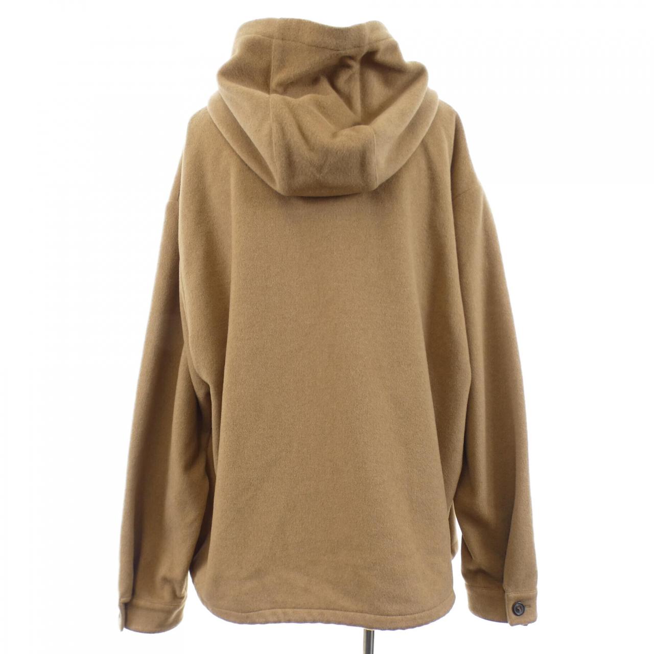プラダ キャメルジャケット