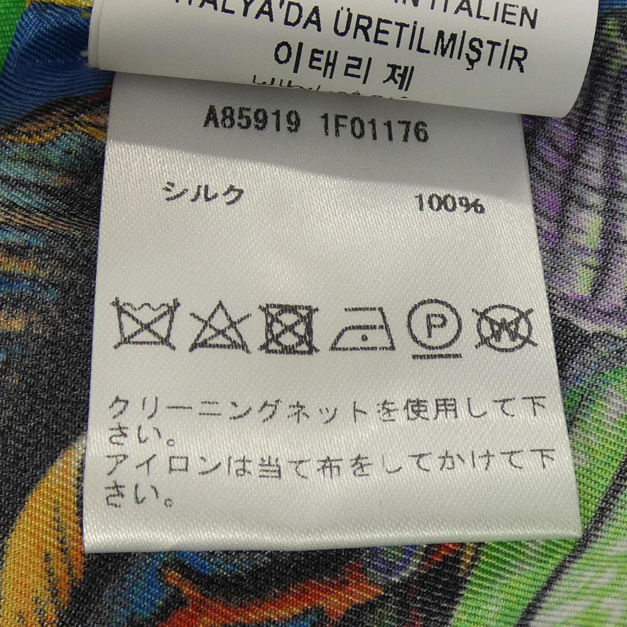 ヴェルサーチェ シルク半袖シャツ