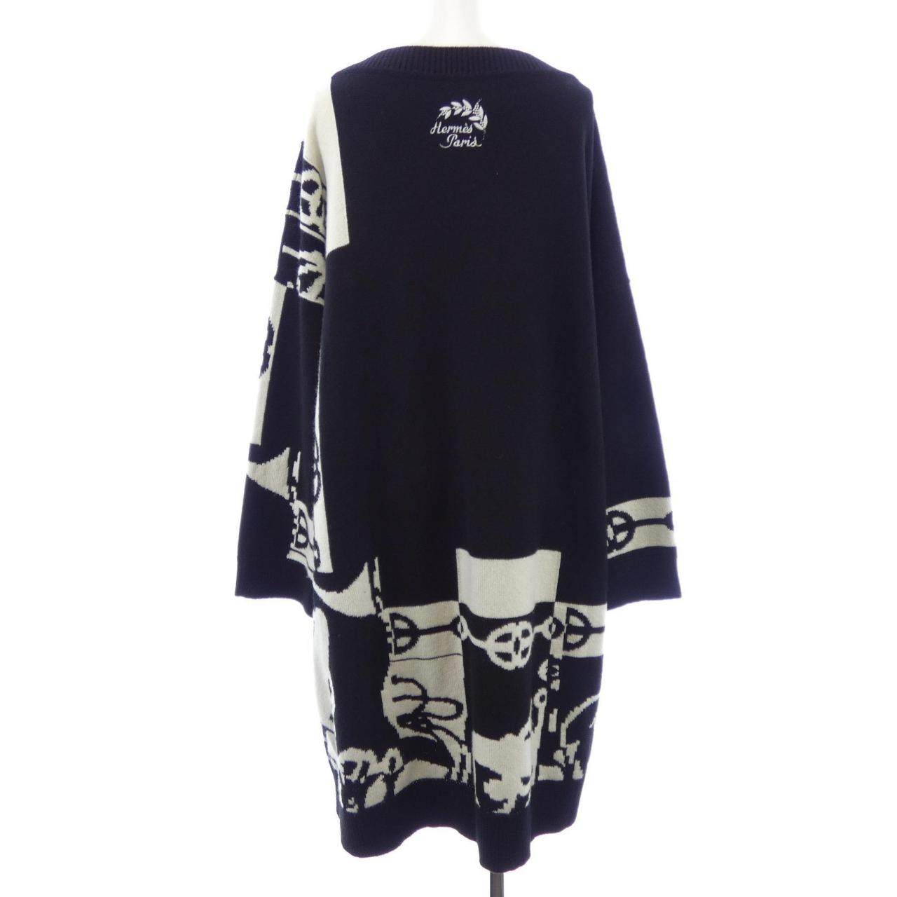 エルメス CLIQUETIS カシミヤワンピース