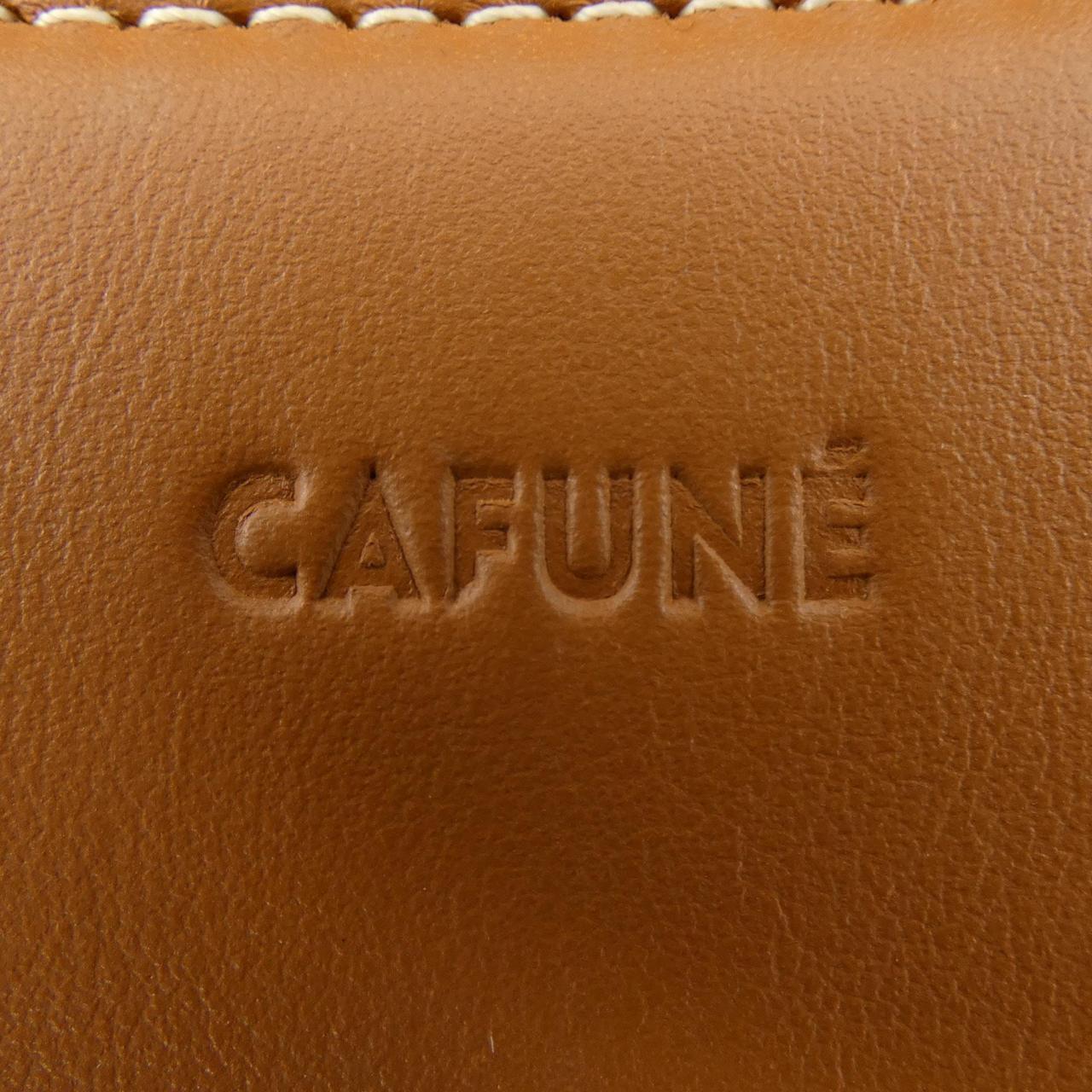 カフネ レザーショルダーバッグ