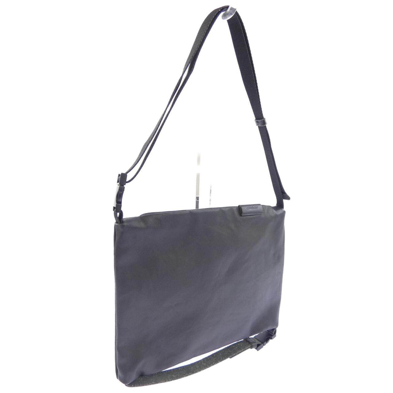 コートエシエル Inn M Sleek ショルダーバッグ