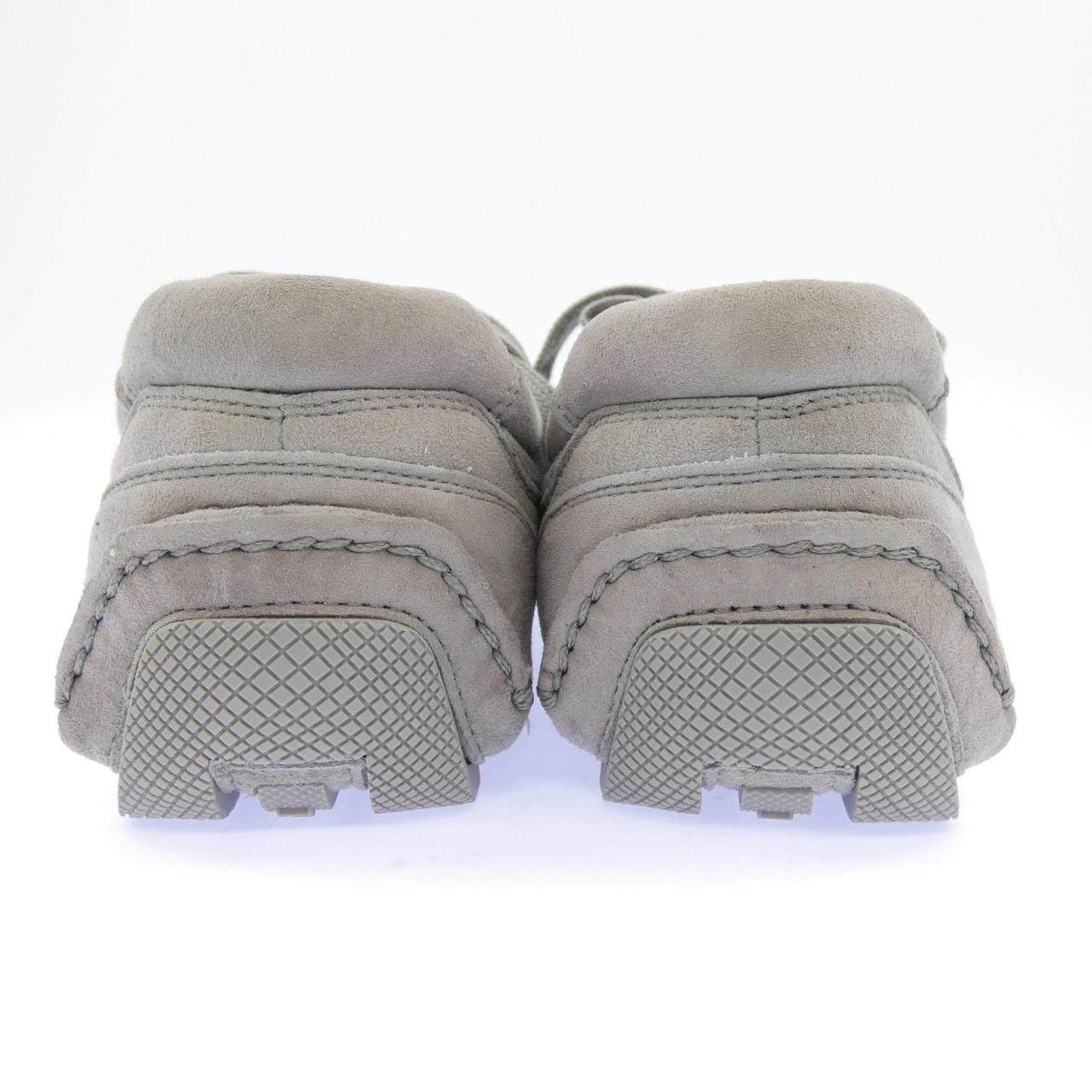 プラダ スニーカー