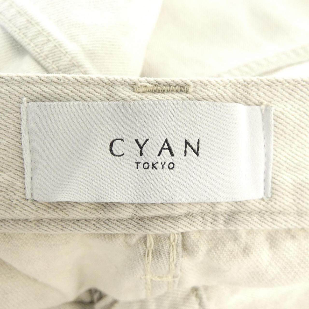 CAYANジーンズ