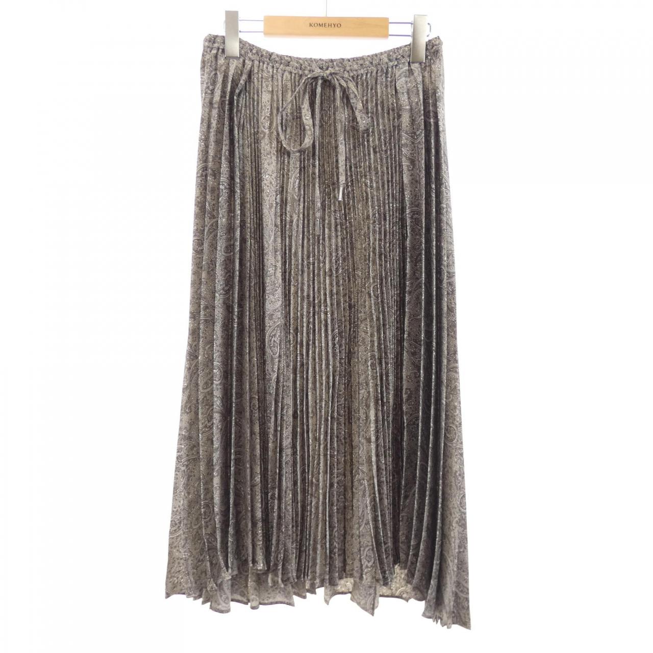 アッパーハイツ スカート