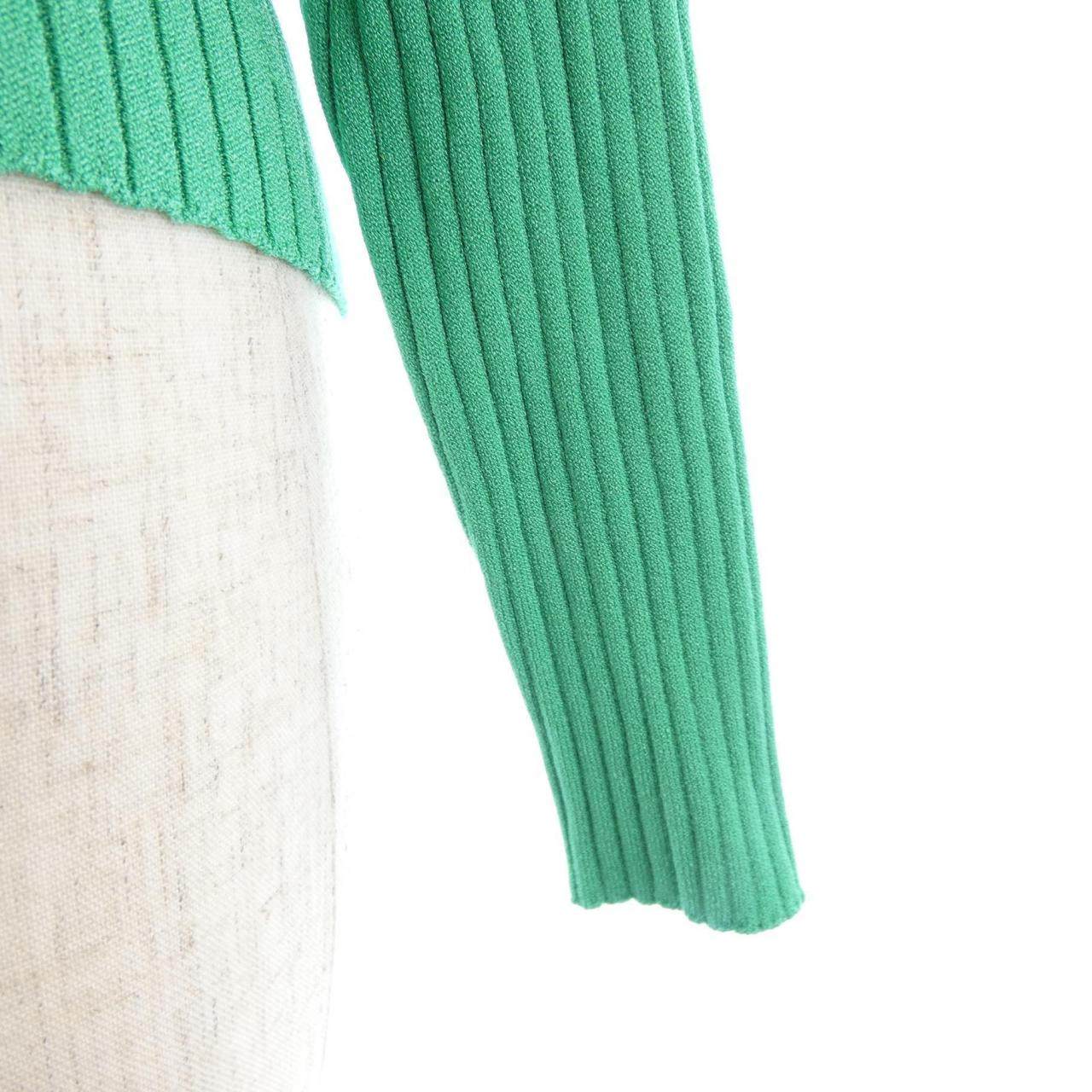 グッチ ニットトップス
