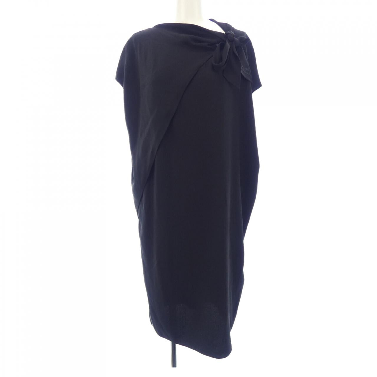 エルメス DRESS WITH TWILLY COLLAR シルクワンピース
