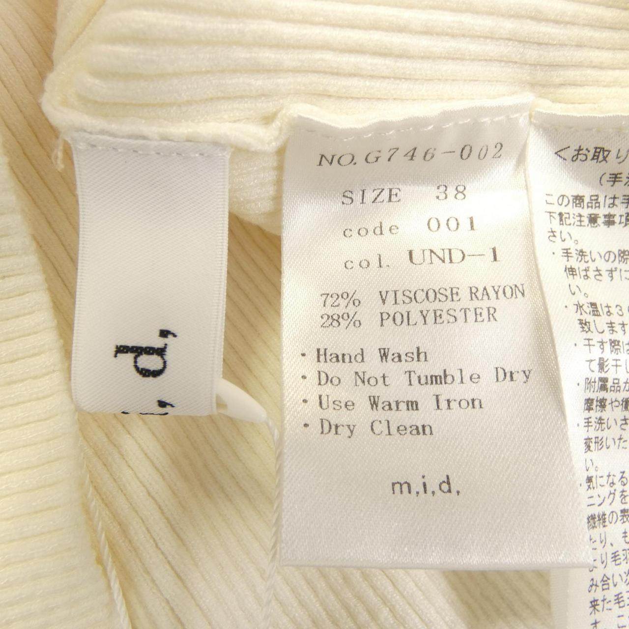 M,I,D, ニット