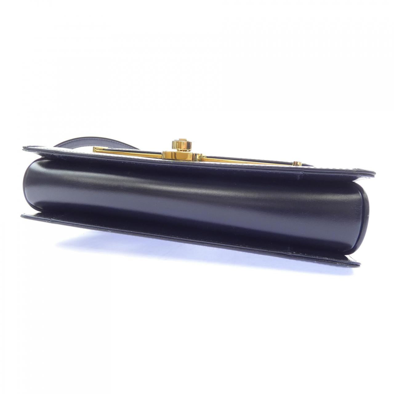 コンテス レザーショルダーバッグ