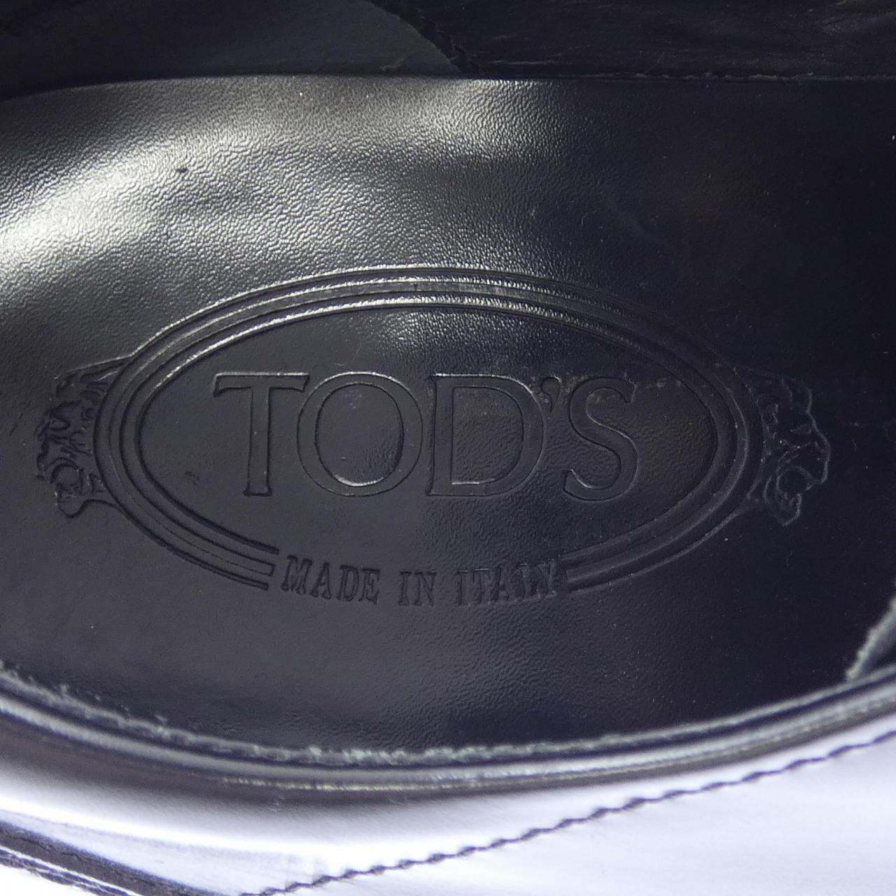トッズ レザーシューズ