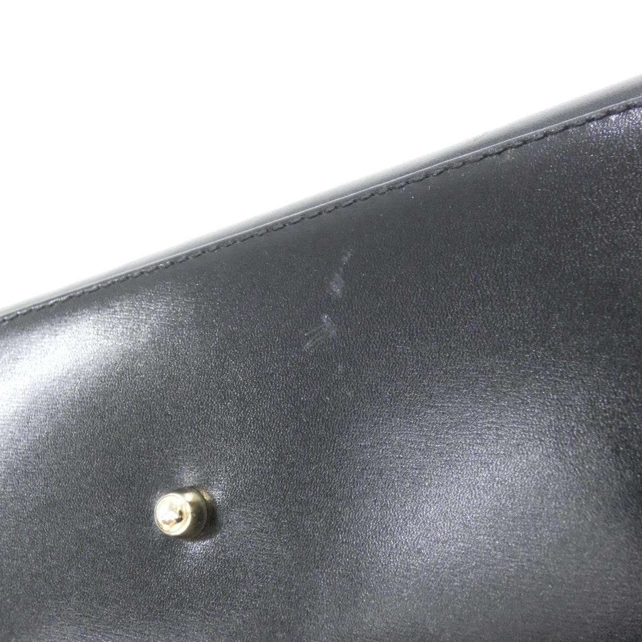 グッチ レザーショルダーバッグ